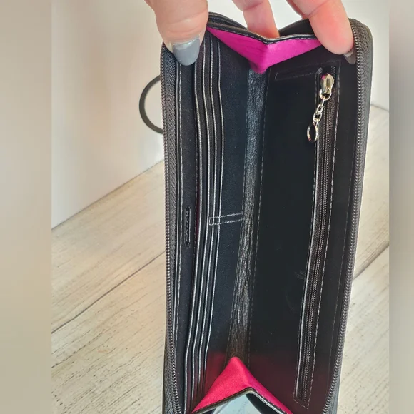 Coach Poppy Daisy Floral Graffiti Wristlet Wallet - Picture 7 of 10